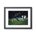 This is a stunning photograph signed by Tottenham Hotspur legend Ricky Villa.